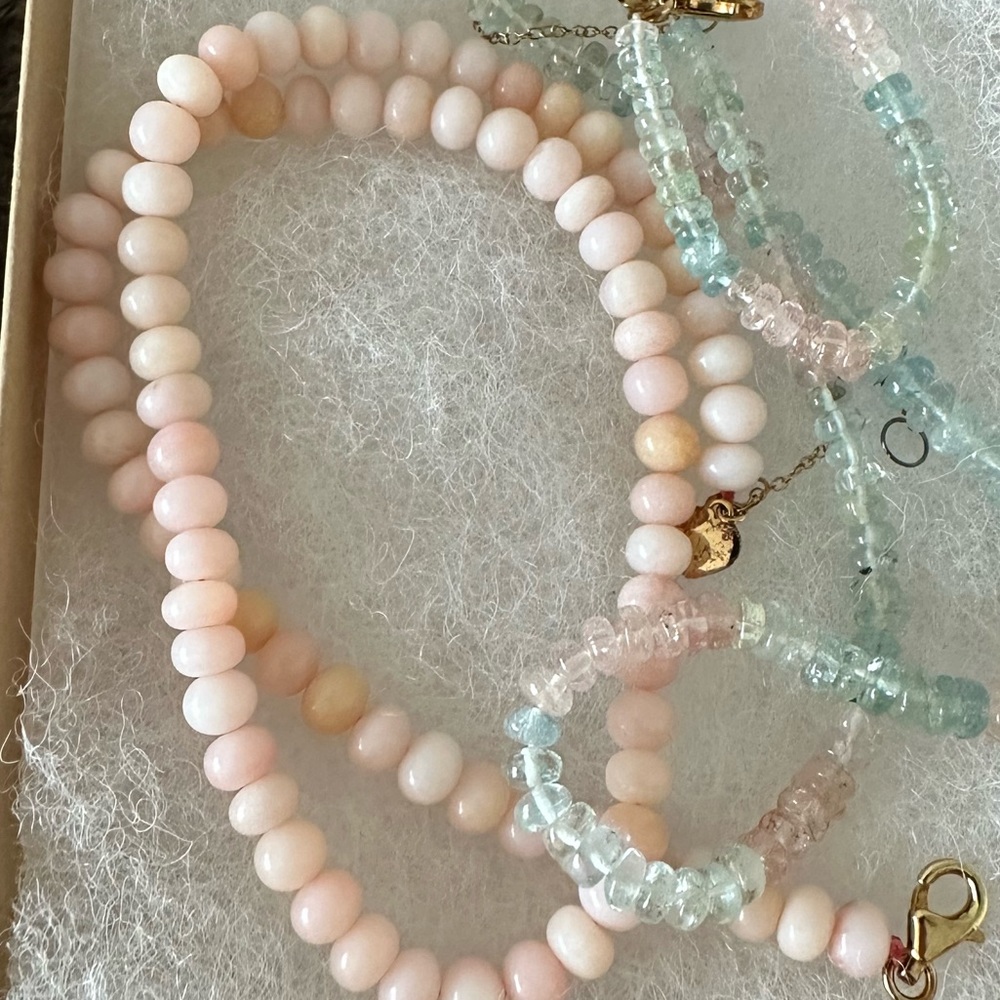 La soula pink opal necklace